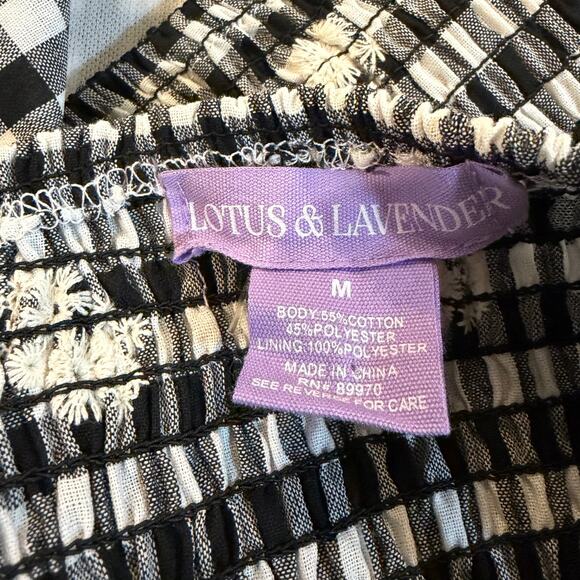 Lotus & Lavender TanK Top M Black White Gingham Floral Button Front Crop - Picture 5 of 7